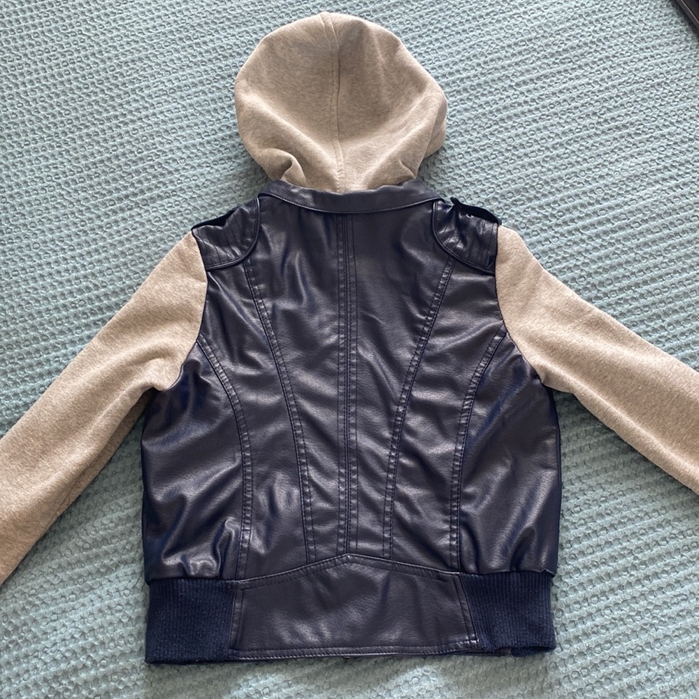 Sweater jacket - Picture 2 of 2